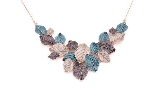 Multi-leaf zama short chain necklace 